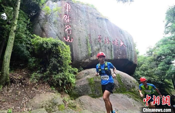 参赛选手比赛现场。　福鼎市融媒体中心 供图