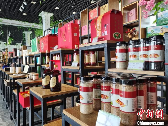图为河南省平舆县芝麻产品。(资料图) 李贵刚 摄
