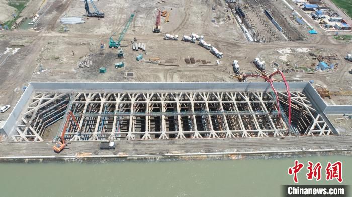 长兴2号船坞项目是上海市首批复工的重点工程项目 中交三航局供图
