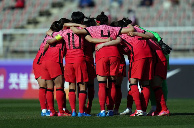 韩媒：韩国女足“黄金一代”距离她们首个亚洲冠军只有一步之遥