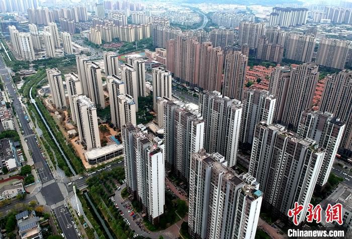 图为航拍福州市区一处高层住宅。中新社记者 吕明 摄 　
