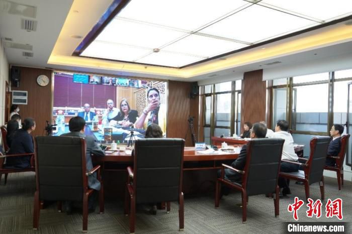 图为论坛现场。　杜培义 摄