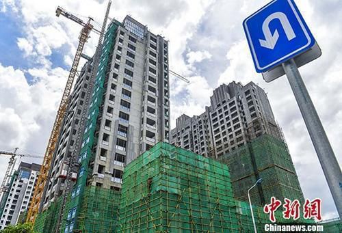 资料图： 在建的楼盘。中新社记者 骆云飞 摄
