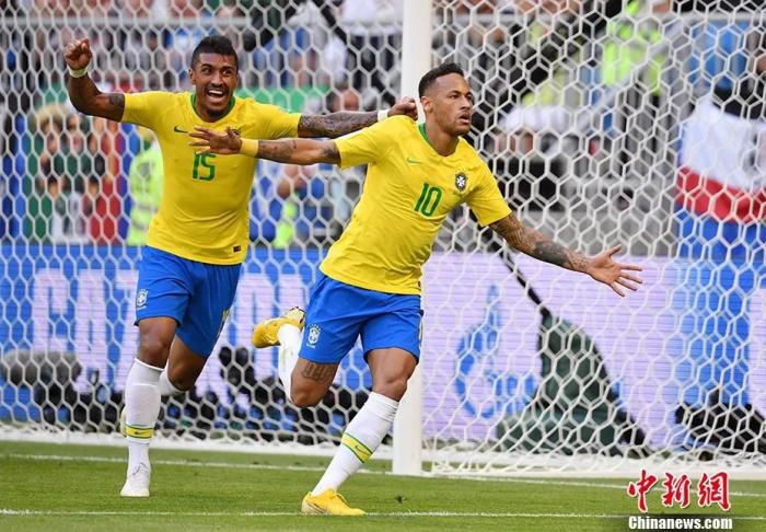 巴西队在俄罗斯世界杯中，图为内马尔庆祝进球。中新社记者 毛建军 摄