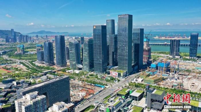 资料图：深圳。 中新社记者 陈文 摄
