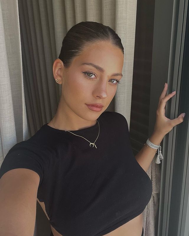 夏維斯的女友/未婚妻Sophia Weber是一名德國模特兒，在Instagram有超過38萬名粉絲。網上圖片