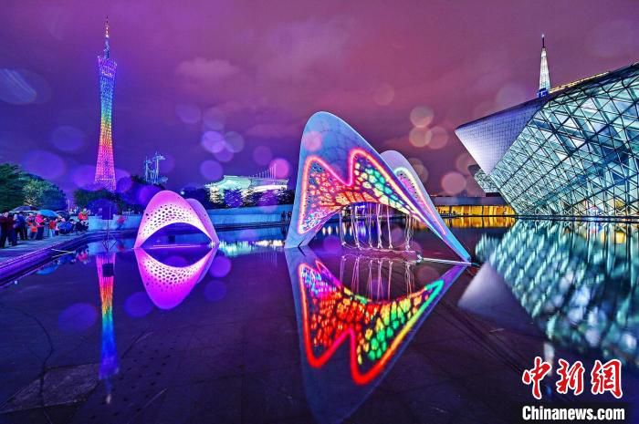 广州花城广场(资料图) 广东省文化和旅游厅 供图
