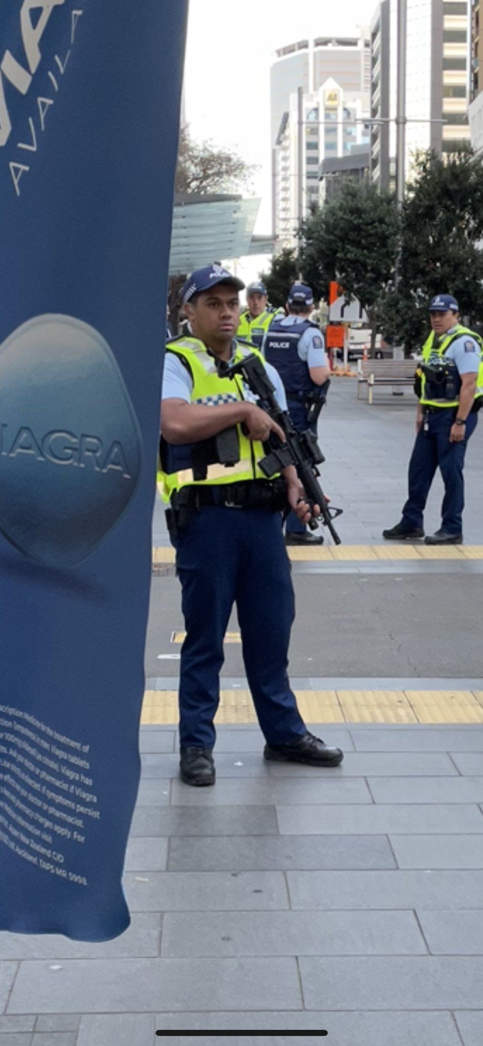 重武裝警察令當地氣氛一度緊張。網上圖片