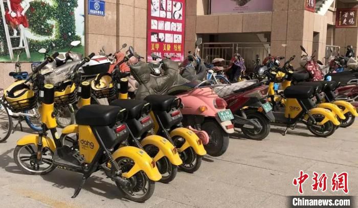 台州市援疆指挥部积极对接，让共享单车落地第一师阿拉尔市。　台州市援疆指挥部供图