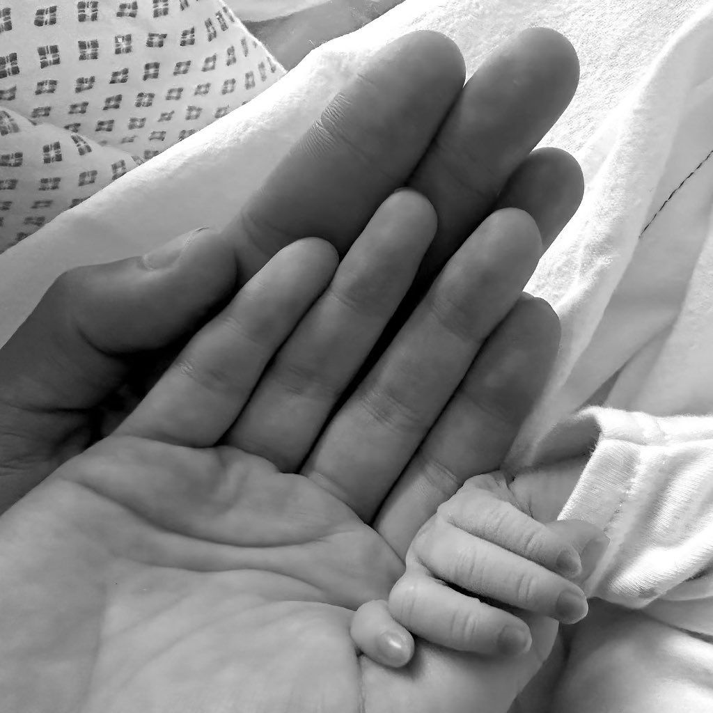 格連活特7月時宣布跟女友誕下新生命。網上圖片