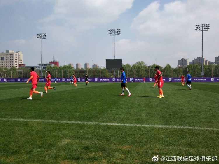 热身赛-江西北大门0-2负于武汉三镇