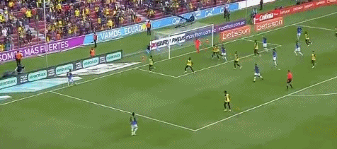 巴西1-0，卡塞米罗