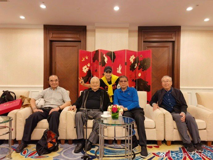 中国足坛泰斗年维泗九十大寿，曾师从于他的徐根宝亲赴北京贺寿