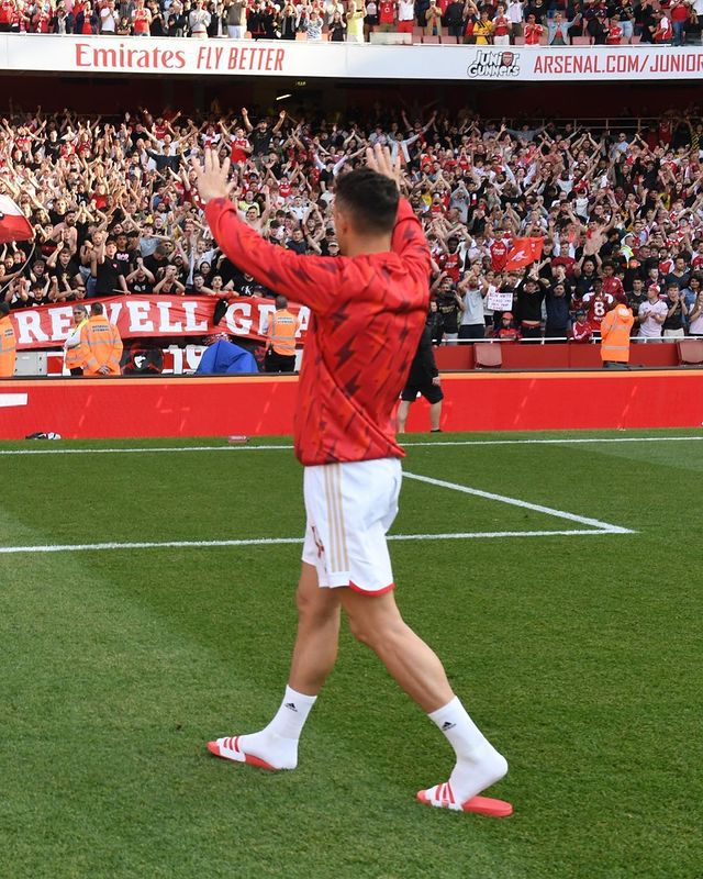 格列沙加在個人IG上發文跟阿仙奴球迷道別。網上圖片Instagram @GranitXhaka