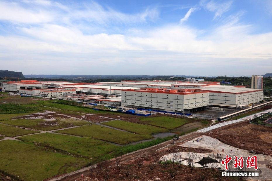 资料图为宜宾三江新区东部产业园。 中新社记者 王磊 摄
