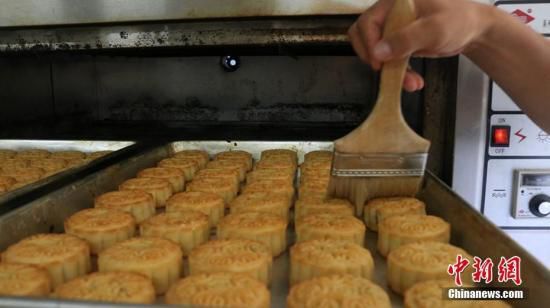 月饼。(资料图)程鹏翔 摄