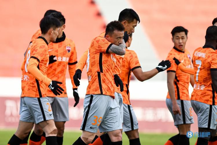 粤媒：深足是目前唯一一支晋级足协杯八强的广东球队