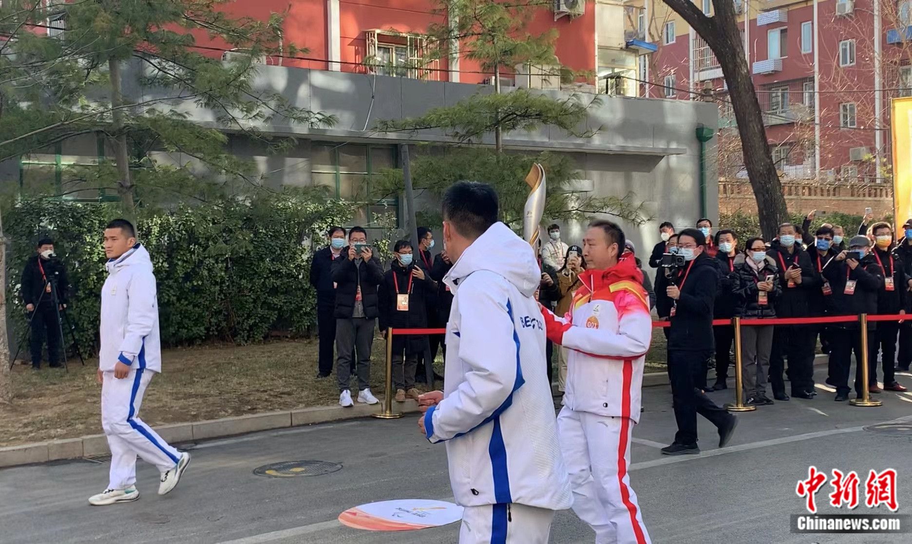 朱鹏凯在火炬传递中。卞立群 摄
