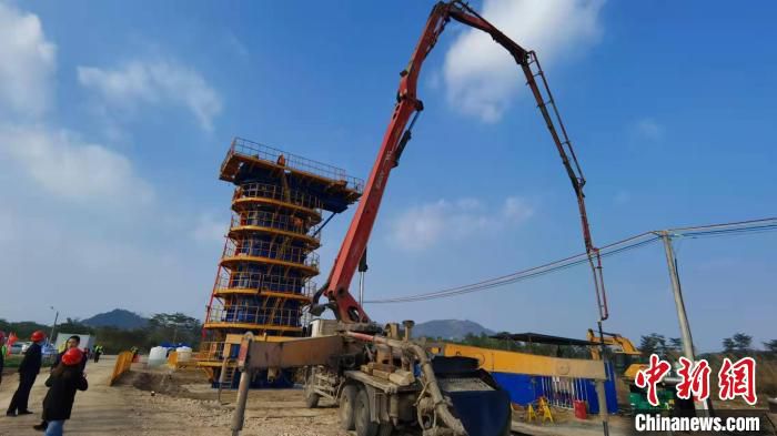 揭(阳)惠(来)铁路全面开工建设 郭军 摄