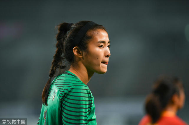 美女国门赵丽娜退出国家队：望中国女足带来更多不可思议
