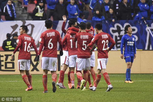 超级杯-恒大4-1申花独享四冠王荣耀 黄博文郜林建功