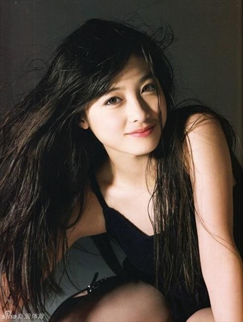 玩球小报：日本千年一遇美少女桥本环奈篮球写真 清纯可人性感惹火