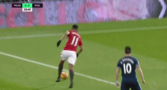 玩球赛报：英超-马夏尔破门博格巴绝杀 曼联2-1逆转米堡迎联赛5连胜