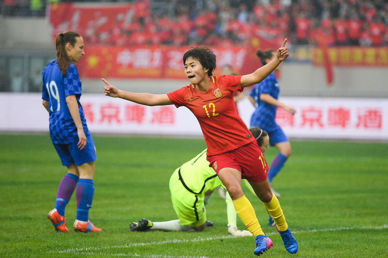 中国国际电视台年度十大体育人物：王霜、武磊入围