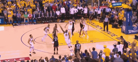 NBA总决赛G3发生了啥？詹皇单核带队有多难 库里体会到了