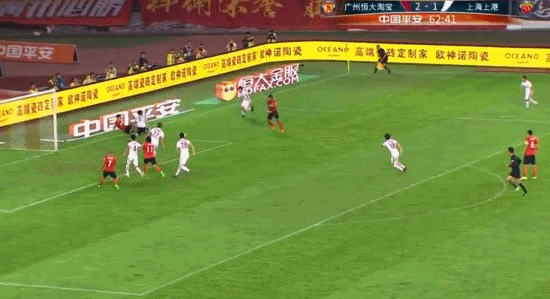 玩球赛报：恒大3-2终结上港6连胜 于汉超传射高拉特绝杀