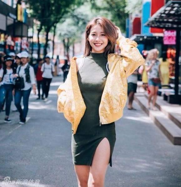 体坛花边：越南19岁美女拳击手黎颜性感私照 19岁早已身家过亿