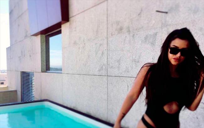 博彩花边：门德斯女儿梅丽莎成C罗助理 负责管理CR7社交媒体