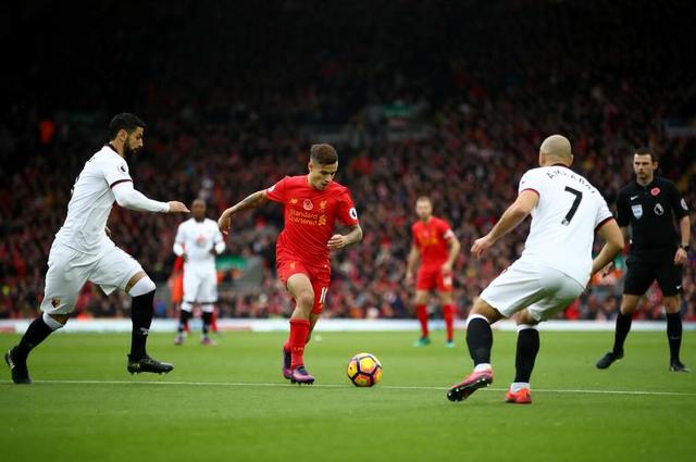 玩球赛报：英超-利物浦6-1登榜首 库鸟传射飞翼梅开二度