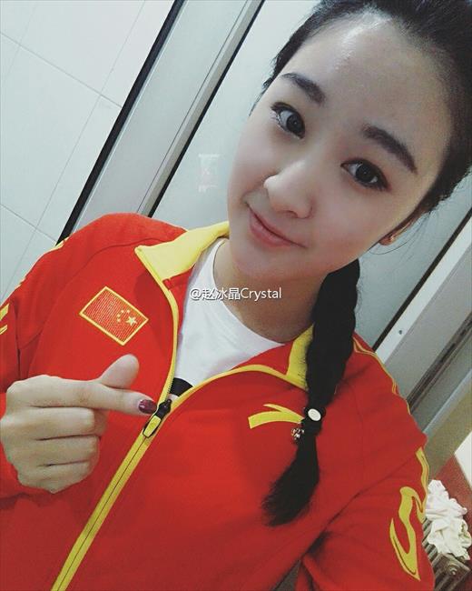博彩花边：浙大双胞胎姐妹花颜值高大长腿 瞬间爆红网络