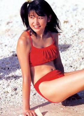 玩球花边：帮我扶着路！日本百名最强巨胸来袭 长泽雅美在列
