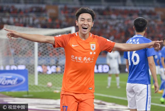 玩球赛报：鲁能3-2建业杀入前四 吴兴涵闪电战塔神两球