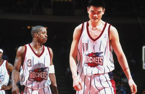 博彩资讯：中国球迷火箭情结 缘起姚明一人赚了18亿