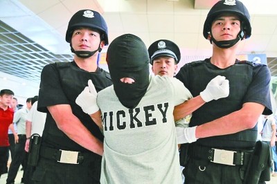 博彩花边：毒贩因1600万毒债 从缅甸潜入武汉枪杀下线