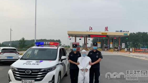 荆州警方从缅甸押回1名跨国电信网络诈骗案主犯