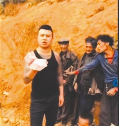 玩球网报：内讧击穿直播“伪慈善”：主播道歉、喝消毒液