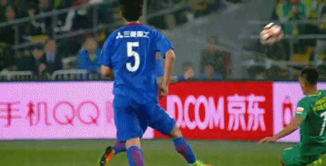 玩球赛报：国安2-1申花斩3轮首胜 后防送礼伊尔马兹绝杀