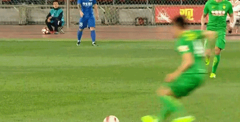 玩球赛报：国安2-1申花斩3轮首胜 后防送礼伊尔马兹绝杀