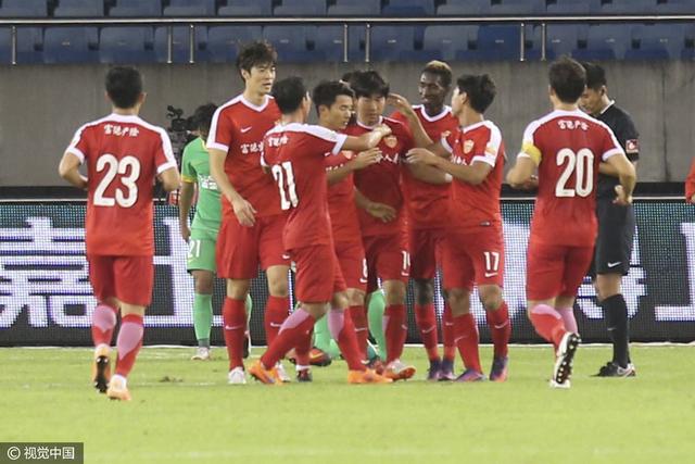 玩球赛报：绿城2-2延边遭降级 拉蒙破门尼古拉任意球得分