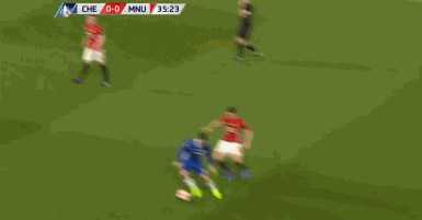 玩球赛报：足总杯-切尔西1-0淘汰十人曼联 铁腰远射破门