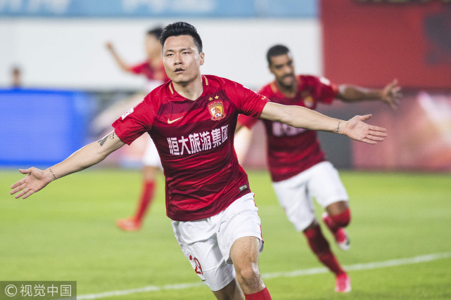 中超-恒大5-1贵州提前两轮夺七连冠