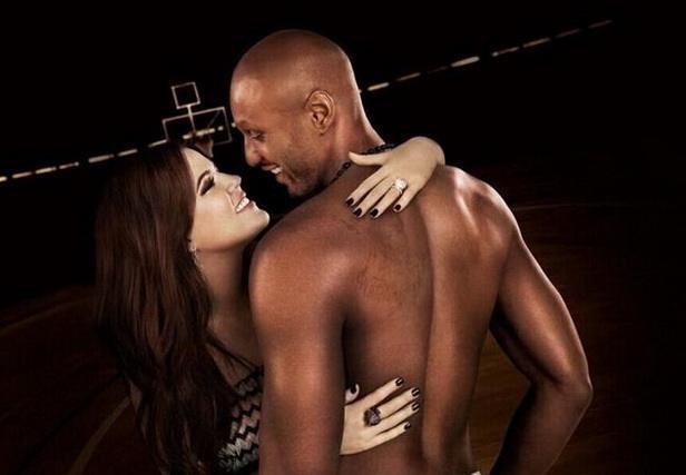 NBA奢侈私生活：哈登与美女一晚开销近百万，詹姆斯澳门做保健