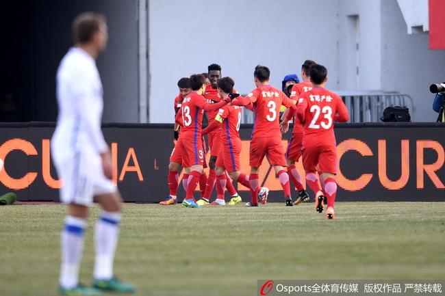 玩球赛报：中超-斯蒂夫双响崔仁传射 延边3-0贵州告别中超