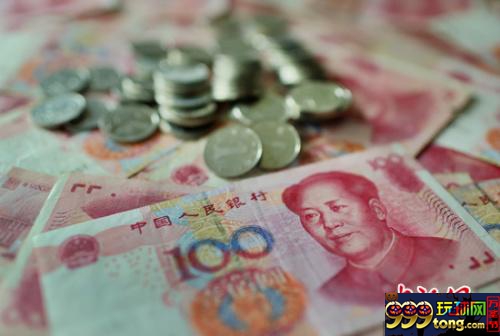 中国保持金融高压监管 银监会今年罚没资金逾5亿元