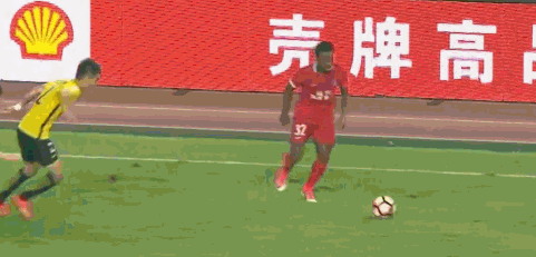玩球赛报：恒大客场2-2力帆遭两连平 郜林两球郑智伤退