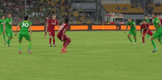 玩球赛报：上港1-0送国安4轮不胜 奥斯卡制胜博阿斯遭驱逐